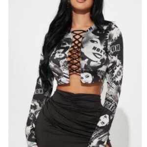 Lace up graphic long sleeve